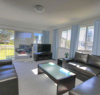 45 Wharf Street - Whole House - Accommodation Main Beach