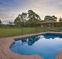 Ironstone Estate Lovedale - Accommodation Main Beach