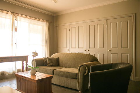 Ironstone Estate Lovedale - Accommodation Main Beach 14