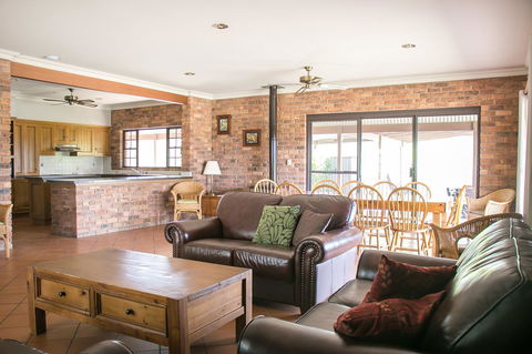 Ironstone Estate Lovedale - Accommodation Main Beach 19