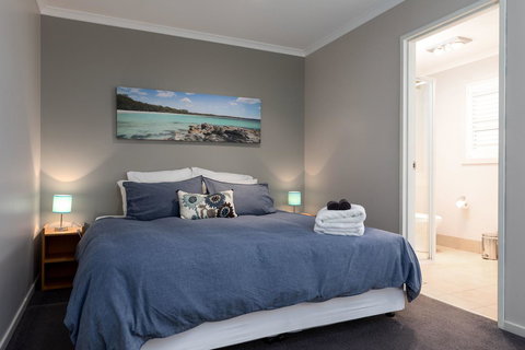 The Edgewater On Greville - Accommodation Main Beach 28