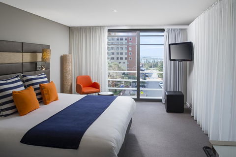 Novotel Newcastle Beach - Accommodation Main Beach 13
