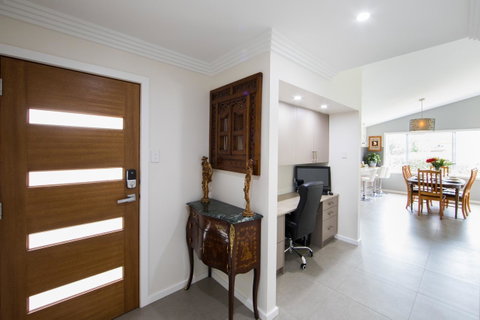 Armidale Cottage - House 2 - Accommodation Main Beach 7