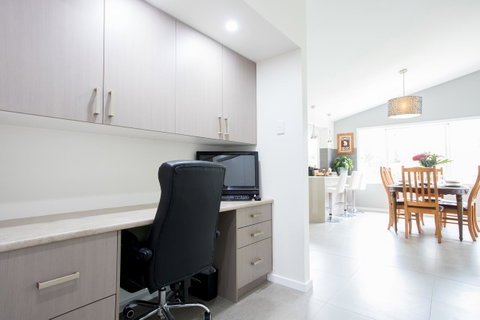Armidale Cottage - House 2 - Accommodation Main Beach 8