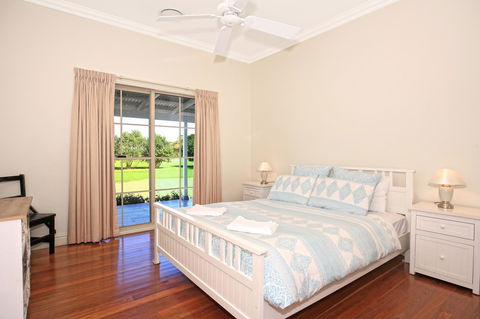 Terara Riverside Retreat - Accommodation Main Beach 11