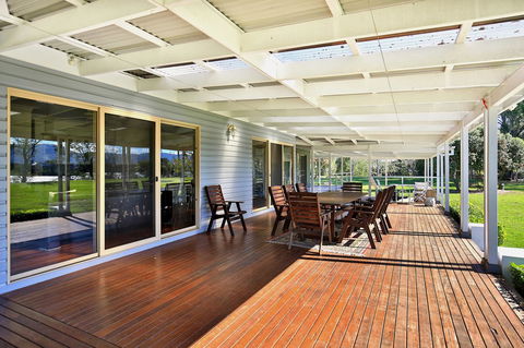 Terara Riverside Retreat - Accommodation Main Beach 21