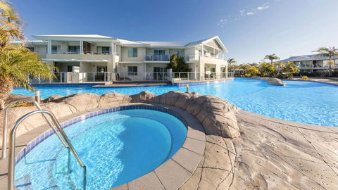 Oaks Port Stephens Pacific Blue Resort - Accommodation Main Beach 1