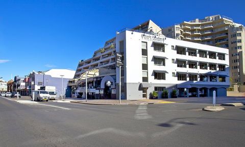 Manly Paradise Motel & Apartments - Accommodation Main Beach 0