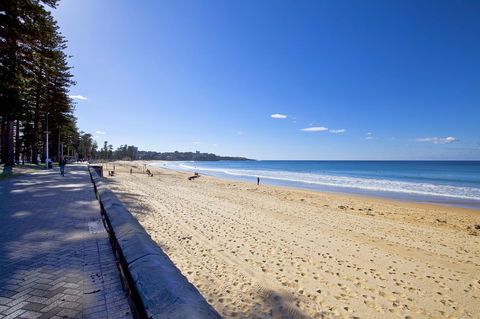 Manly Paradise Motel & Apartments - Accommodation Main Beach 8