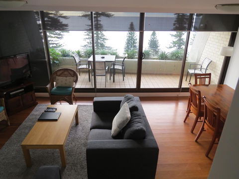 Manly Paradise Motel & Apartments - Accommodation Main Beach 27