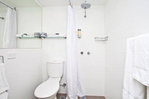 Manly Paradise Motel & Apartments - Accommodation Main Beach 9