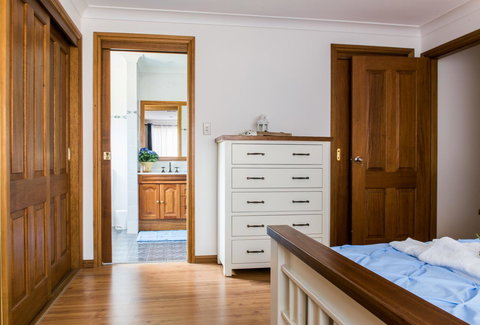 Ambience - Accommodation Main Beach 12