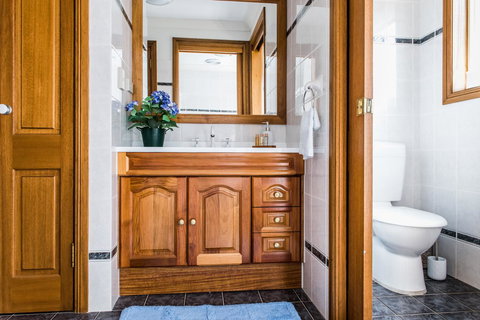 Ambience - Accommodation Main Beach 19