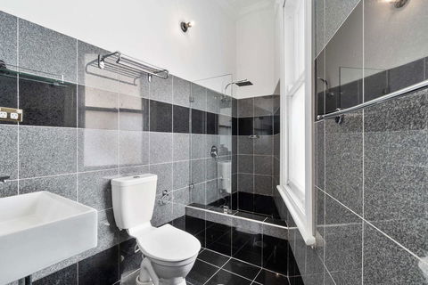 Hotel Harry, Ascend Hotel Collection - Accommodation Main Beach 23