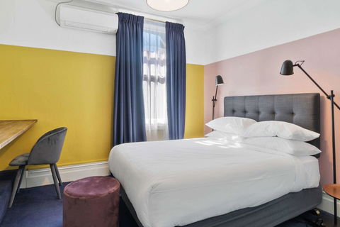 Hotel Harry, Ascend Hotel Collection - Accommodation Main Beach 13
