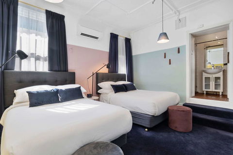 Hotel Harry, Ascend Hotel Collection - Accommodation Main Beach 25