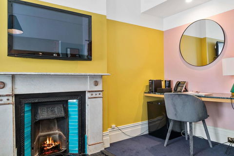 Hotel Harry, Ascend Hotel Collection - Accommodation Main Beach 4