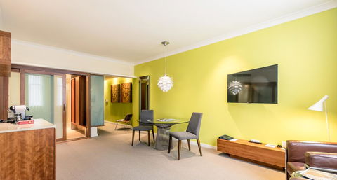 The Grace Hotel - Accommodation Main Beach 10