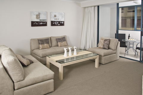 Oaks Sydney Castlereagh Suites - Accommodation Main Beach 19