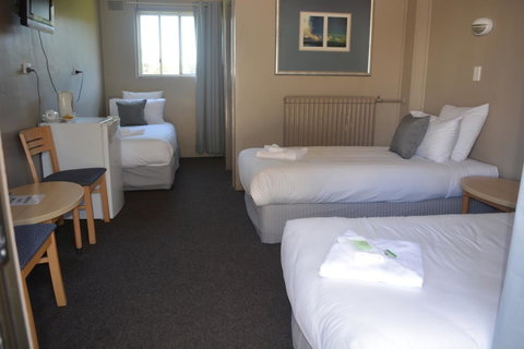 Commercial Hotel Motel Lithgow - Accommodation Main Beach 18