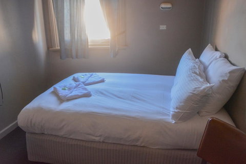 Commercial Hotel Motel Lithgow - Accommodation Main Beach 22