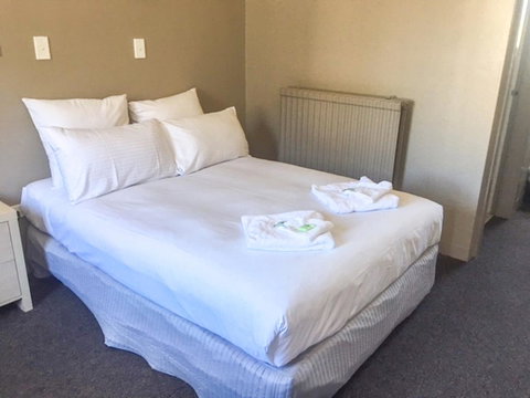 Commercial Hotel Motel Lithgow - Accommodation Main Beach 14