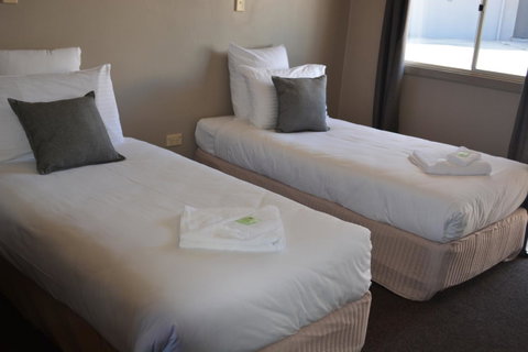 Commercial Hotel Motel Lithgow - Accommodation Main Beach 6