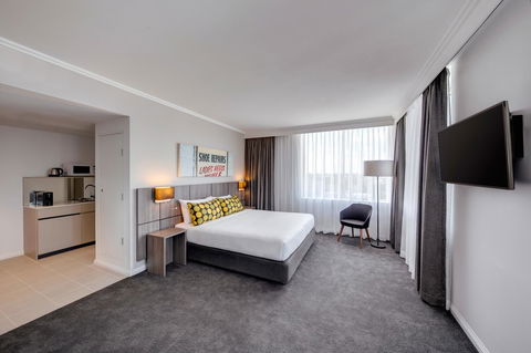Mercure Sydney Bankstown - Accommodation Main Beach 21