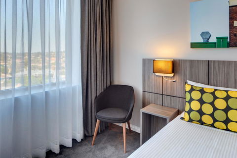 Mercure Sydney Bankstown - Accommodation Main Beach 22