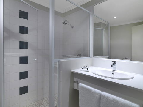 Mercure Sydney Bankstown - Accommodation Main Beach 9