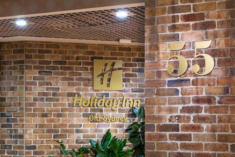 Sydney Harbour Hotel - Accommodation Main Beach 30