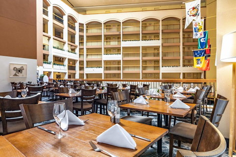 Sydney Harbour Hotel - Accommodation Main Beach 40