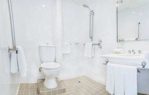Sydney Harbour Hotel - Accommodation Main Beach 11