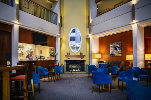 Sydney Harbour Hotel - Accommodation Main Beach 33