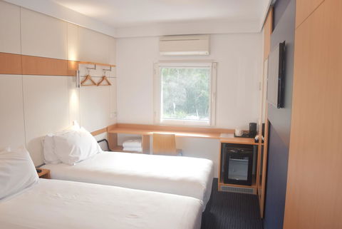 Ibis Budget - Gosford - Accommodation Main Beach 6