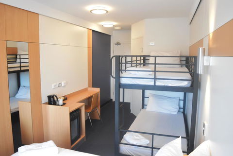 Ibis Budget - Gosford - Accommodation Main Beach 3