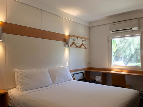 Ibis Budget - Gosford - Accommodation Main Beach 11