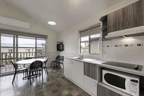 Discovery Parks - Dubbo - Accommodation Main Beach 4