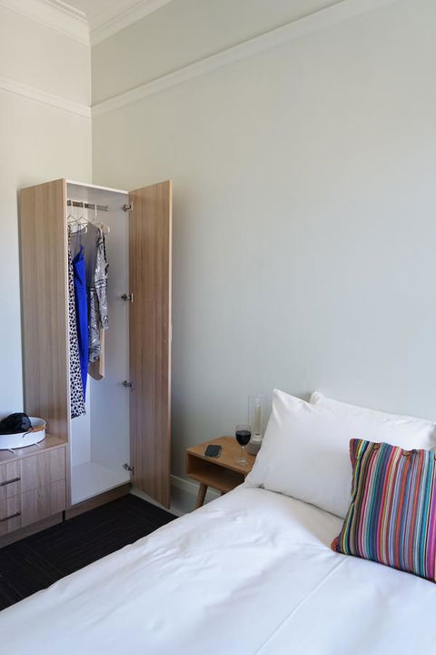 Rosehill Hotel - Accommodation Main Beach 27