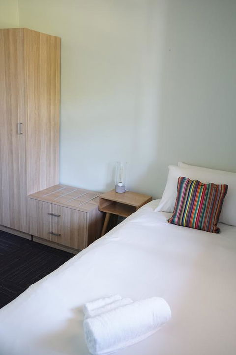 Rosehill Hotel - Accommodation Main Beach 37