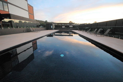 Brand New Executive Apartment - Accommodation Main Beach 26