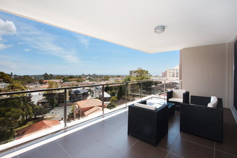 The Junction Palais - Modern And Spacious 2BR Bondi Junction Apartment Close To Everything - Accommodation Main Beach 1