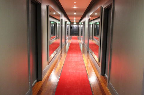 Kirketon Hotel Sydney - Accommodation Main Beach 2