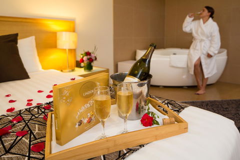 Best Western Plus Hovell Tree Inn - Accommodation Main Beach 14