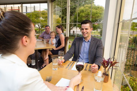 Best Western Plus Hovell Tree Inn - Accommodation Main Beach 4