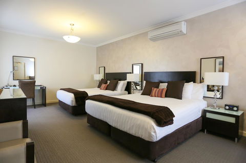 Best Western Plus Hovell Tree Inn - Accommodation Main Beach 16