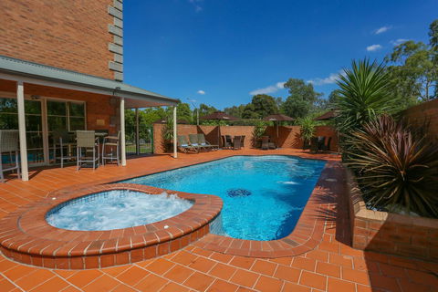 Best Western Plus Hovell Tree Inn - Accommodation Main Beach 37