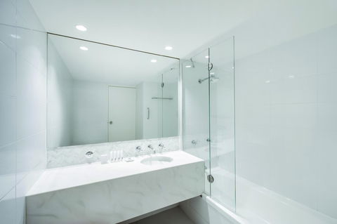 Vibe Hotel Sydney - Accommodation Main Beach 16