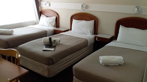 Allonville Gardens Motel - Accommodation Main Beach 3