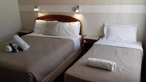 Allonville Gardens Motel - Accommodation Main Beach 4